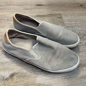 TOMS Men's Gray Slip-On Shoes